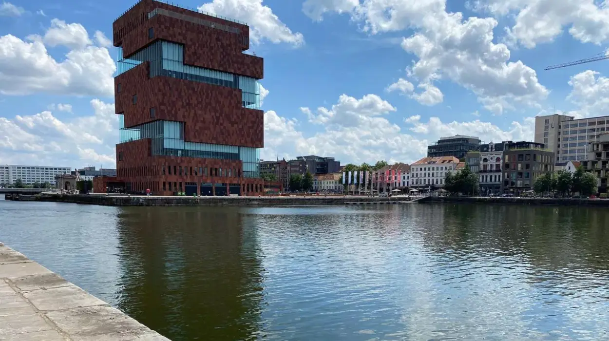 Antwerp's Bonapartedok