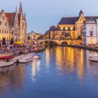 ArcelorMittal leak spills fuel oil in Ghent-Terneuzen canal