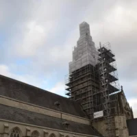 Asse Sint-Martinuskerk church closed after weak columns found