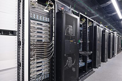 AI data centre using advanced memory technology