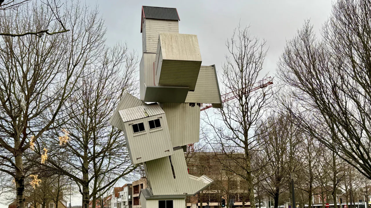 Beach Castle by Fourtou to be removed in Knokke-Heist