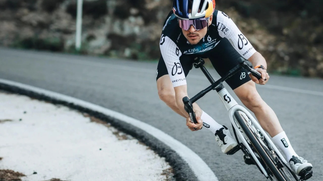 Belgian coach Bogaerts joins Pidcock for Q36.5 Pro Cycling