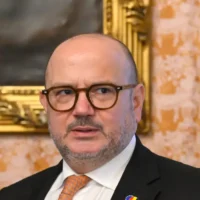 Belgian foreign minister calls for Brussels government formation