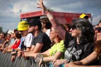 Belgian society embraces reusable cups mandate to reduce festival waste