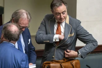 Belgium's economy faces tough choices to save €28 billion budget