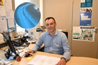 Blue paint spills in Beselare streams; Mayor Meersseman responds