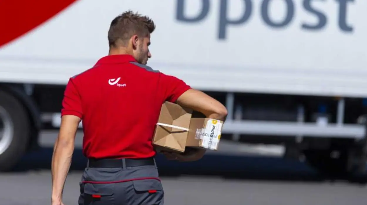 Bpost recovers packages in Ghent Van thief captured
