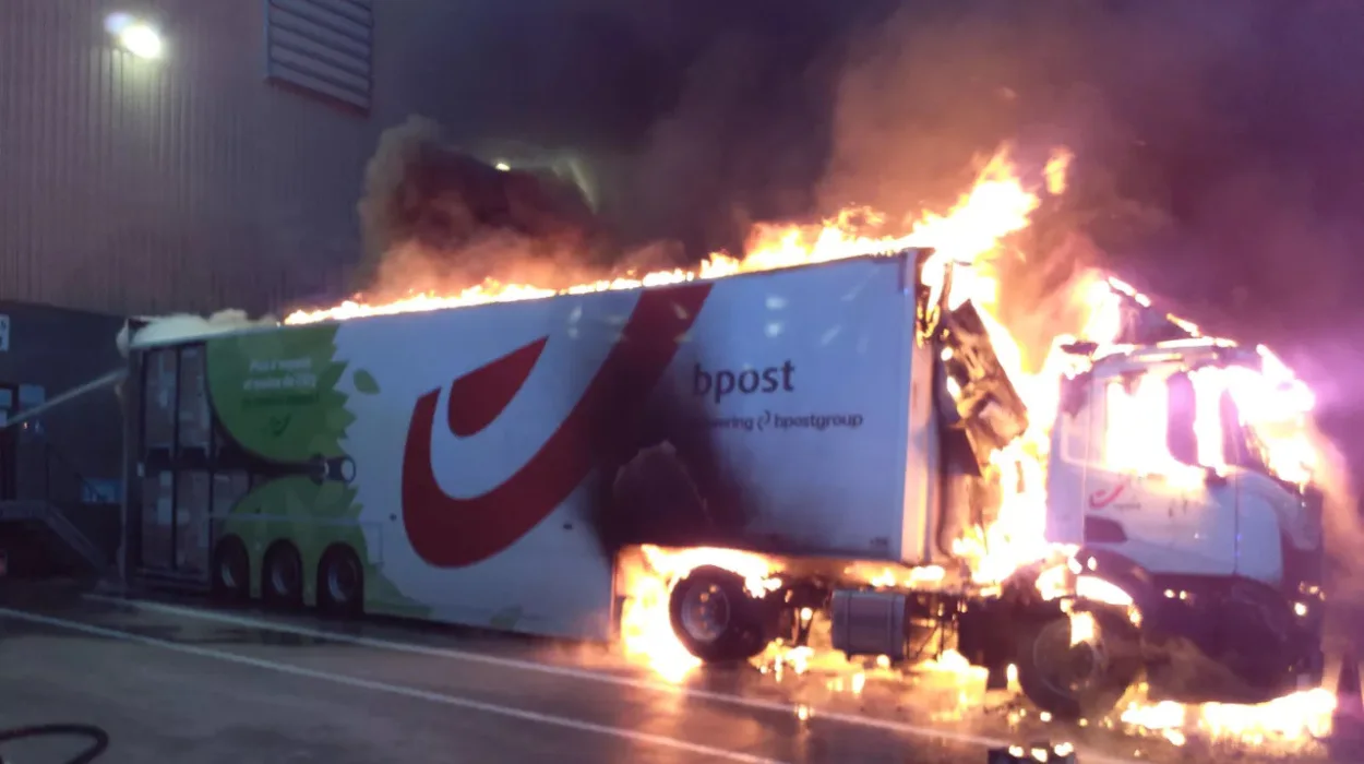 Bpost truck fire in Brussels quickly extinguished with no injuries reported