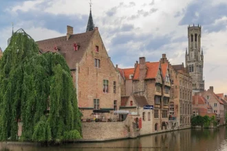 Bruges adult classes keep old rates for next school year