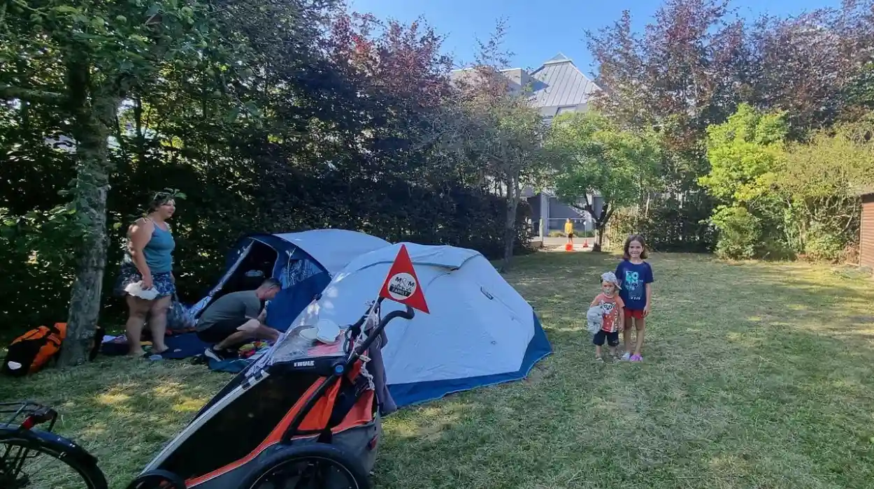 Bruges care center garden welcomes campers for connection
