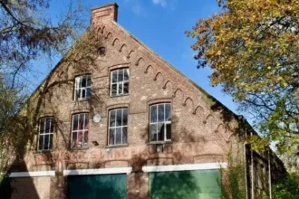 Bruges historic building sale Mayor De Fauw's plans and N-VA concerns