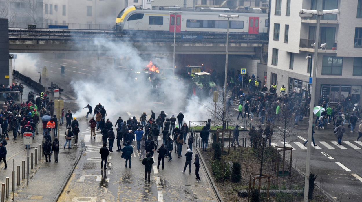 Brussels Braces for Third Farmer Protest: Calls for Fair Remuneration and Policy Changes