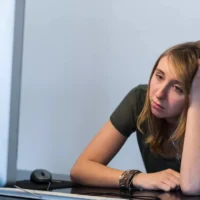 Brussels NEET youth rise again to 35,000 as Actiris plans 3,000 jobs