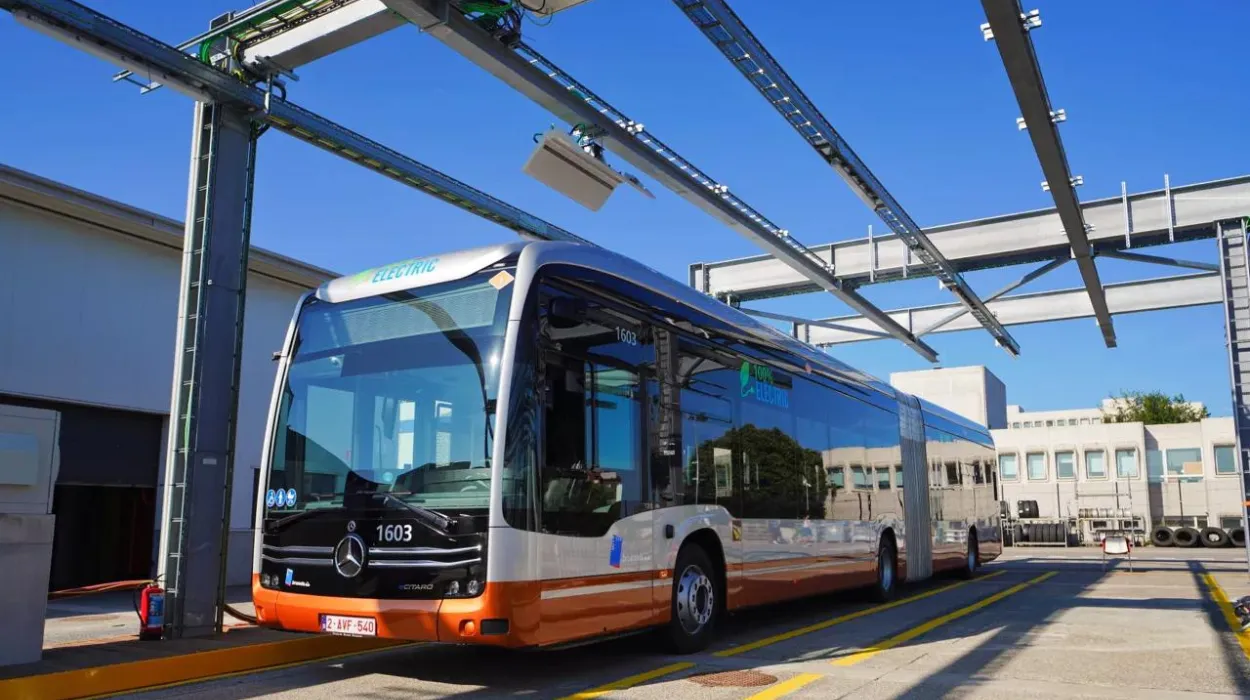 Brussels' STIBMIVB transitions to 100% electric bus fleet by 2035