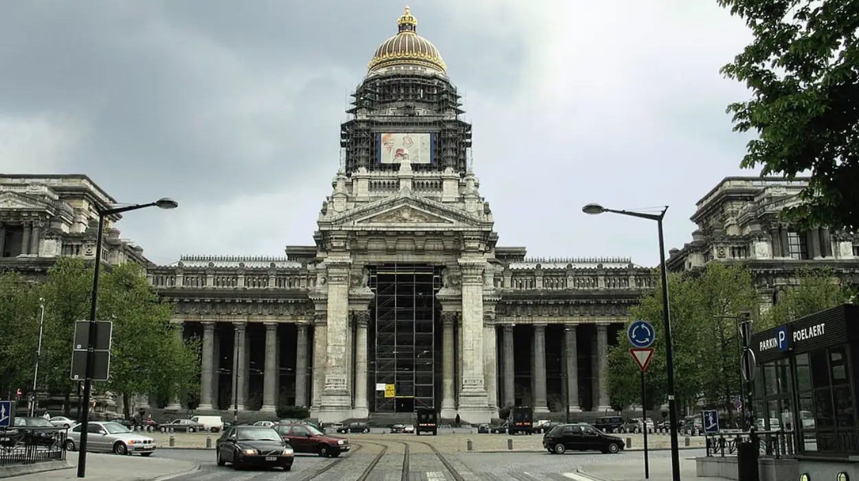 Brussels court appoints expert in medical exam fraud