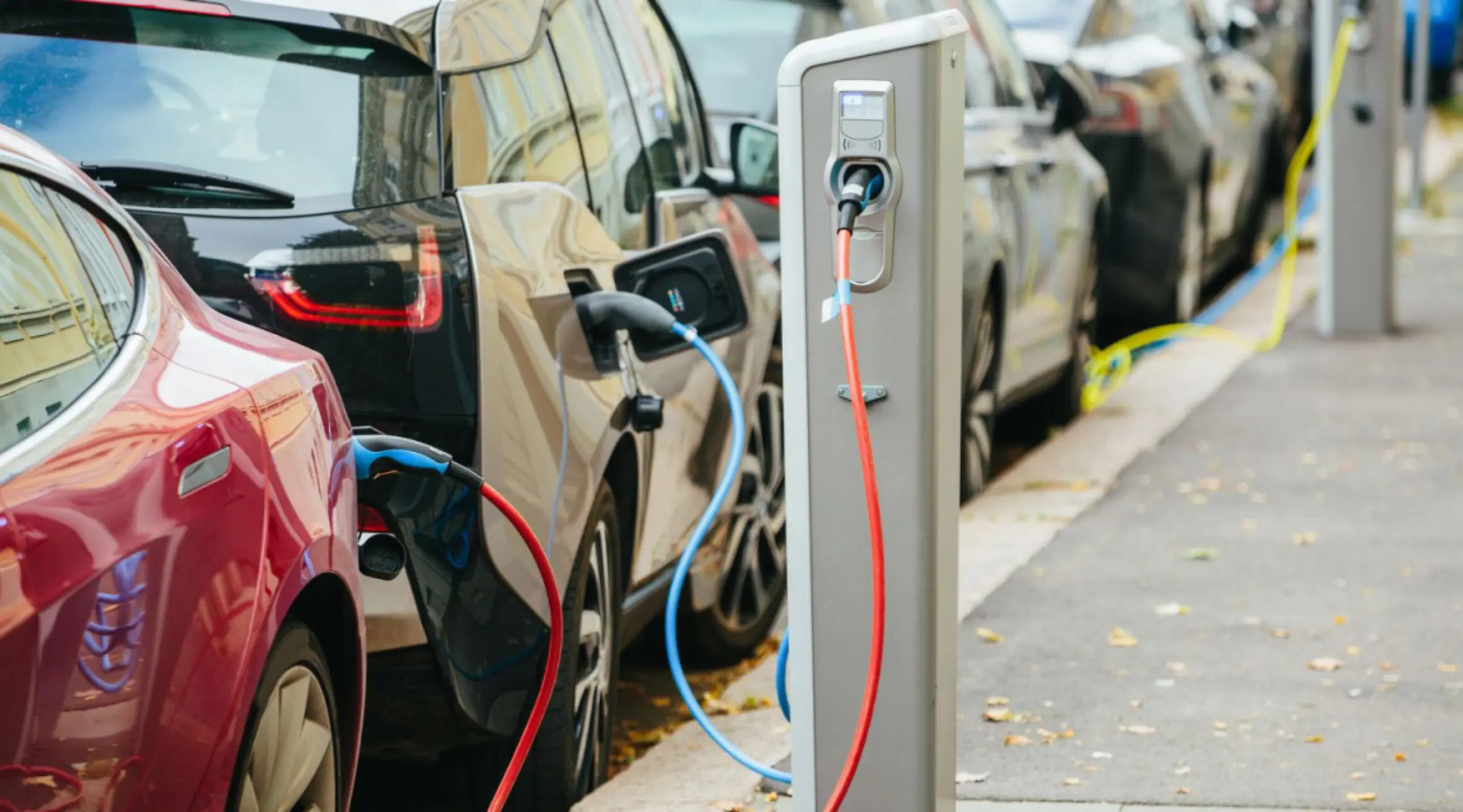 Brussels introduces uniform tax for public EV charging stations