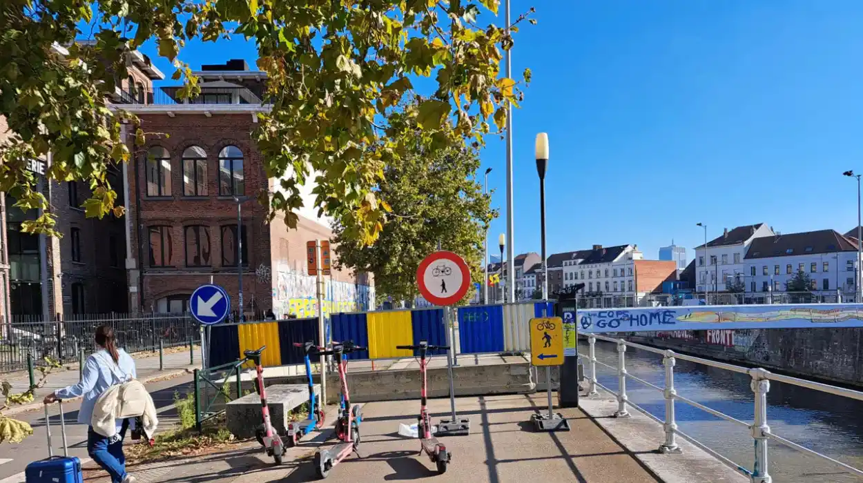 Brussels mobility restricts traffic Koolminenkaai closure and Hainaut Quay updates