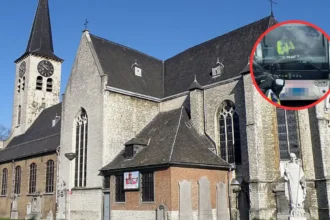 Bus driver on drugs caught driving 30 scouts in Berchem