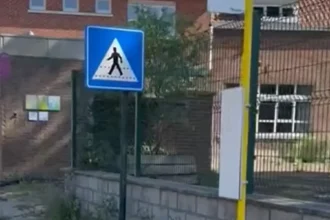 CD&V outraged by weeds at school in Brustem, Moers warns