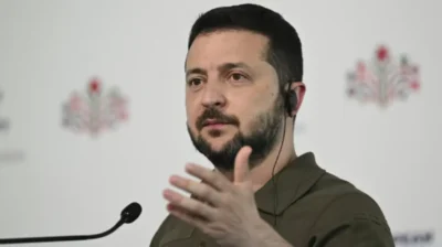Can Ukraine Vote While Bombs Fall?