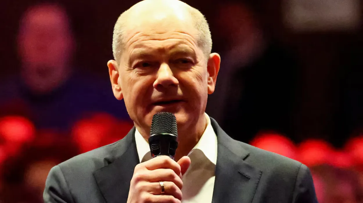 Chancellor Olaf Scholz calls for strong and sovereign Europe