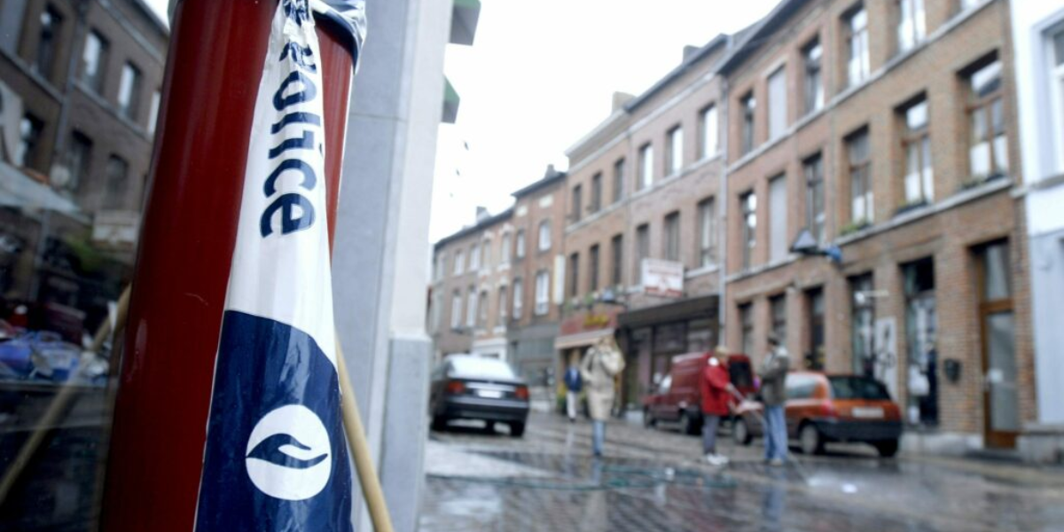 Charleroi Socialists Demand Resignation of Councillor Convicted of Assaulting Police