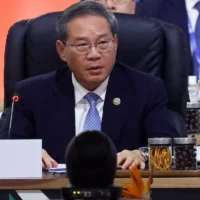 Chinese premier urges Italy to ensure fair market access for investors