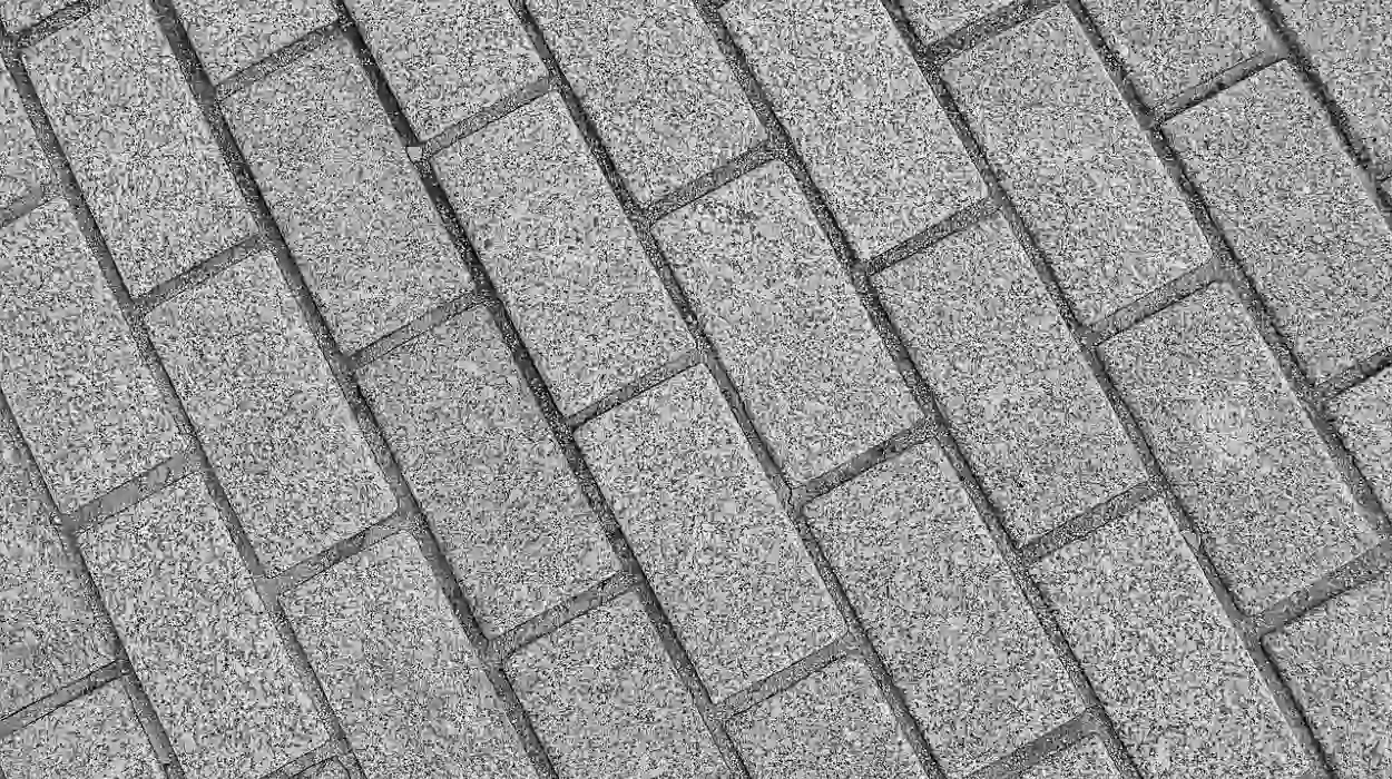 Couple faces €2,000 fine as Genk city demands garden restoration by November 26