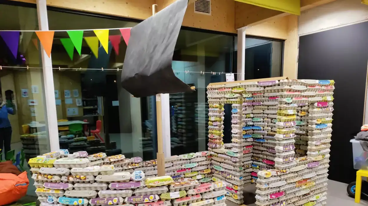 Deerlijk kids build boat from 600 egg cartons