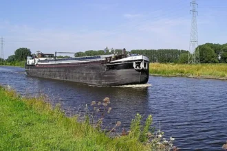 Dender river violations rising in Aalst, Muylaert urges action