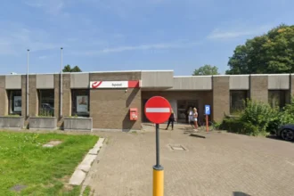 Diepenbeek 21 flats by Dethier to replace old post office