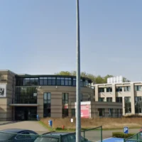 Diepenbeek PXL students train on DaVinci robots with XR tech