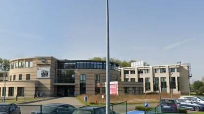 Diepenbeek PXL students train on DaVinci robots with XR tech