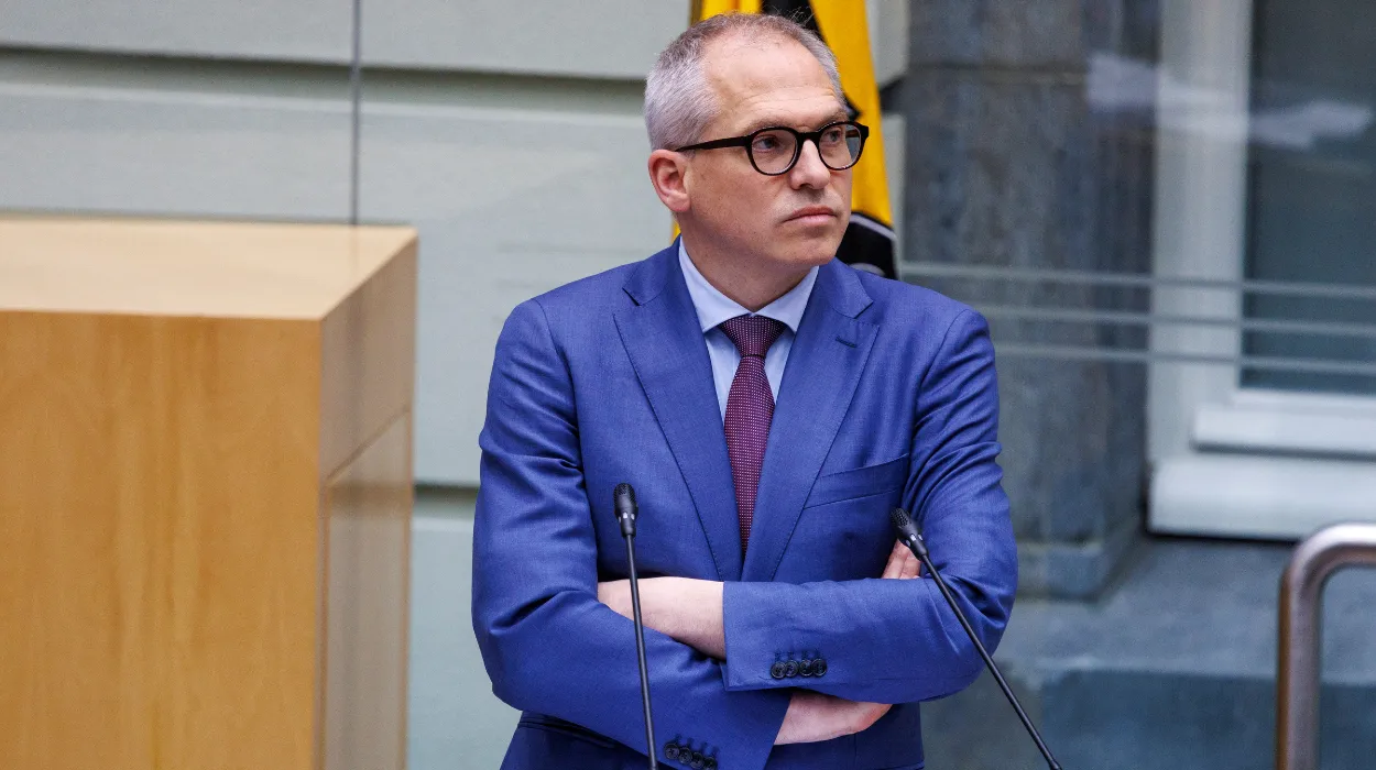 Diependaele vows tighter arms checks after court criticism 