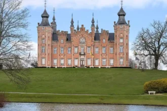 Dilbeek picnic backpack for tourists at 3 spots until September 2025