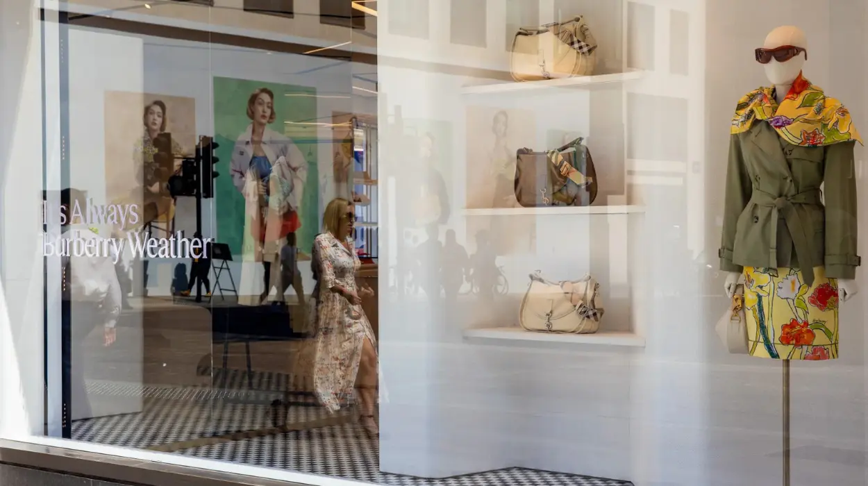 Does Burberry support Israel? CSR and silent signals