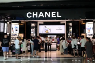 Does Chanel support Israel?