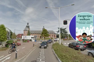 Duffel revives New Year’s Eve singing with posters