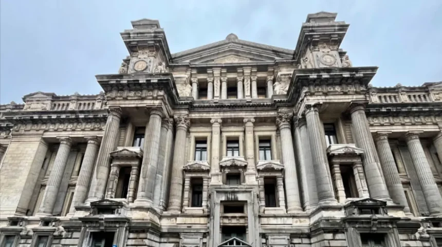Dutch Man Gets Suspended Sentence in Belgium for Domestic Violence
