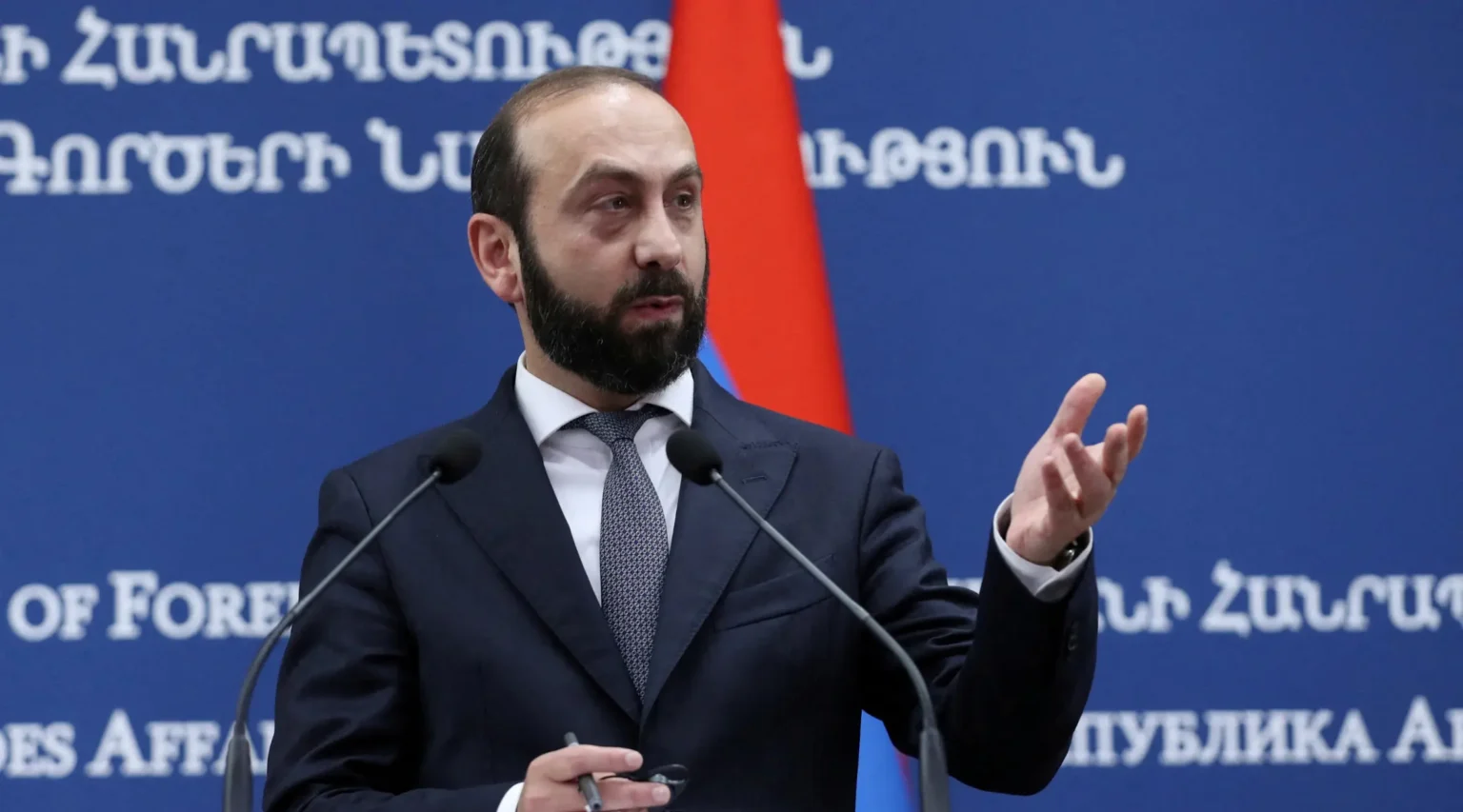 EU Commission begins path to visa-free travel for Armenia