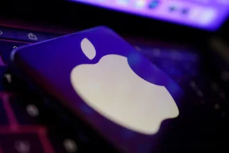 EU Commission demands apple's compliance with DMA