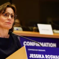 EU Commission plans ban on 'forever chemicals'