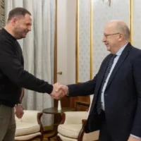 EU Commissioner Kubiliu met Ukraine officials to boost air defence