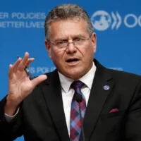 EU Trade Commissioner heads to DC for tariff talks