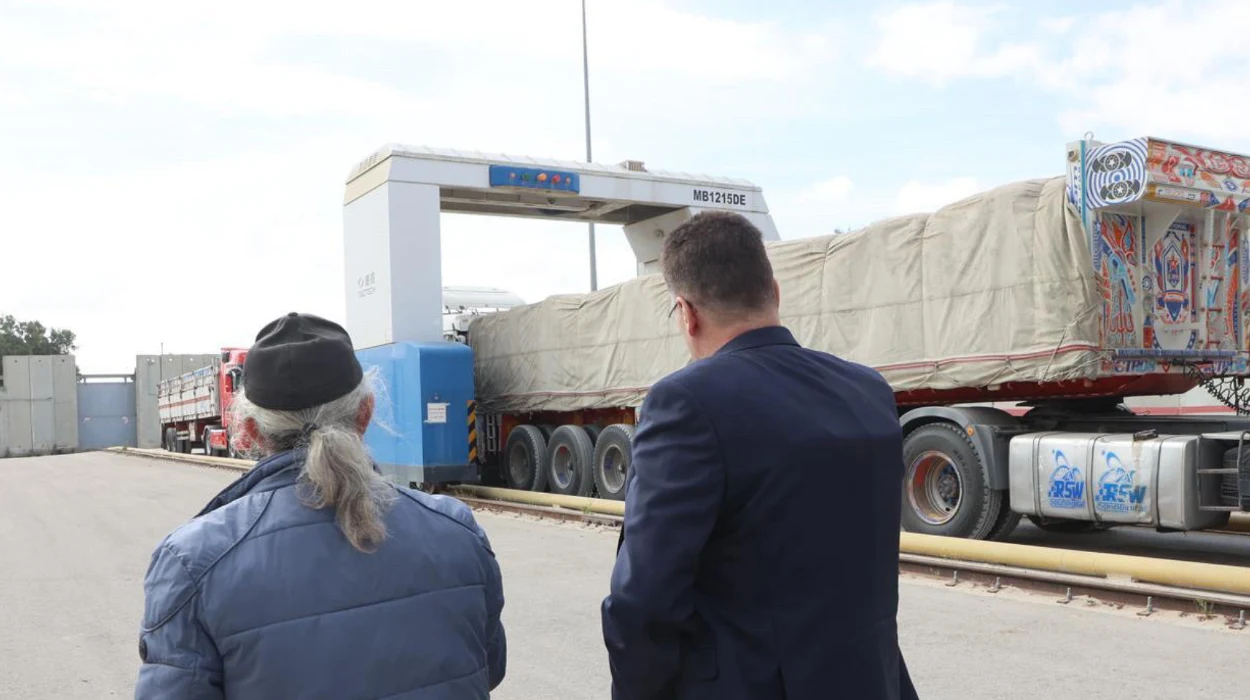 EU disburses first tranche of emergency aid to Palestinian authority