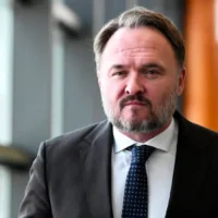 EU energy chief vows plan to cut Russian energy ties