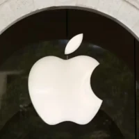 EU fines Apple €500M, Meta €200M under big tech law