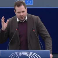 EU imposes insect powder on food products