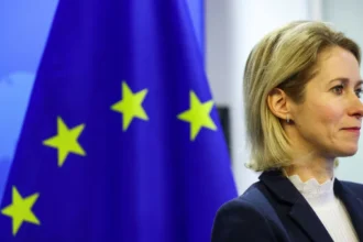 EU insists on sanctions until Russia-Ukraine talks begin