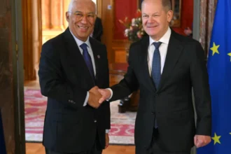 EU leaders meet to discuss defense and Trump’s tariffs